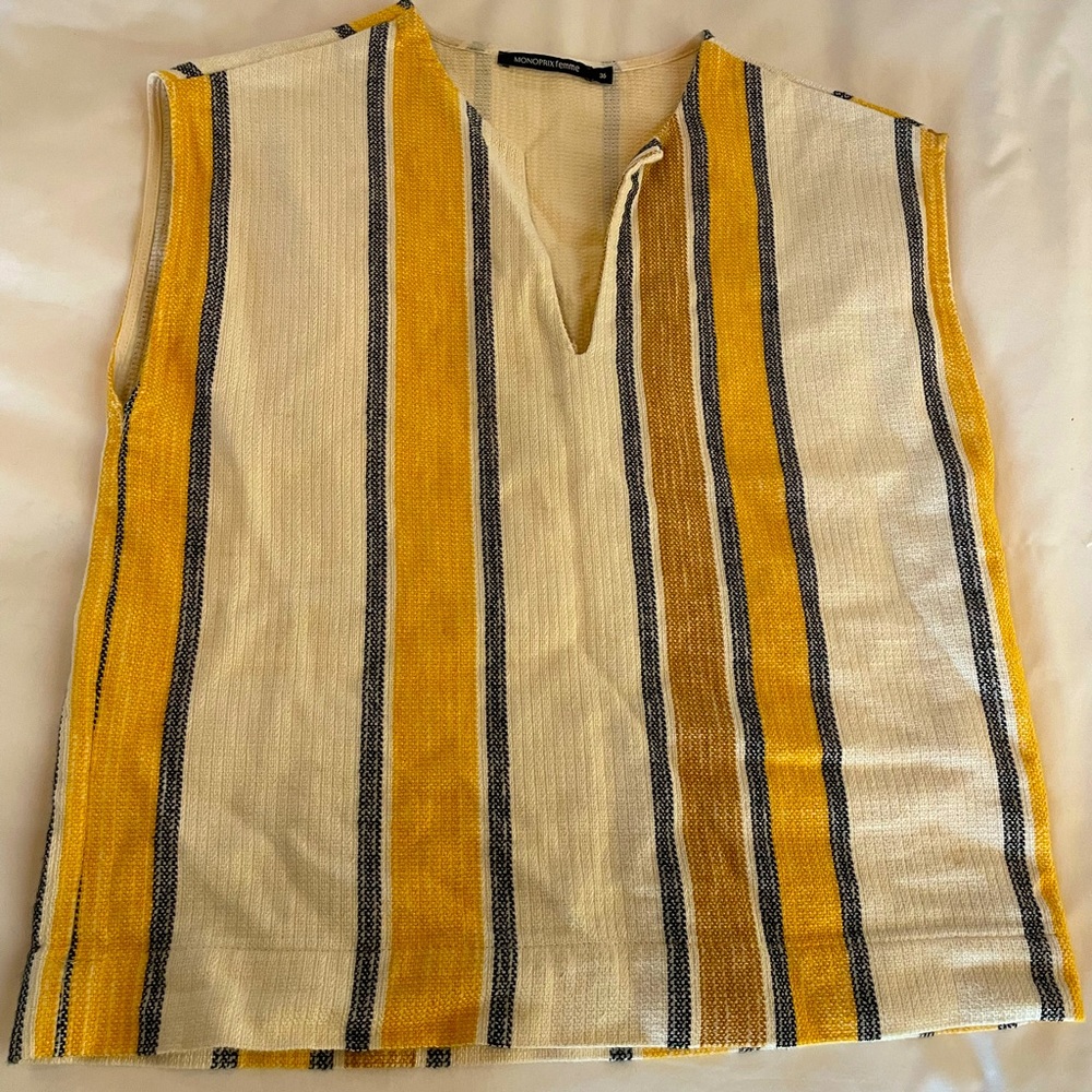 Monoprix sleeveless